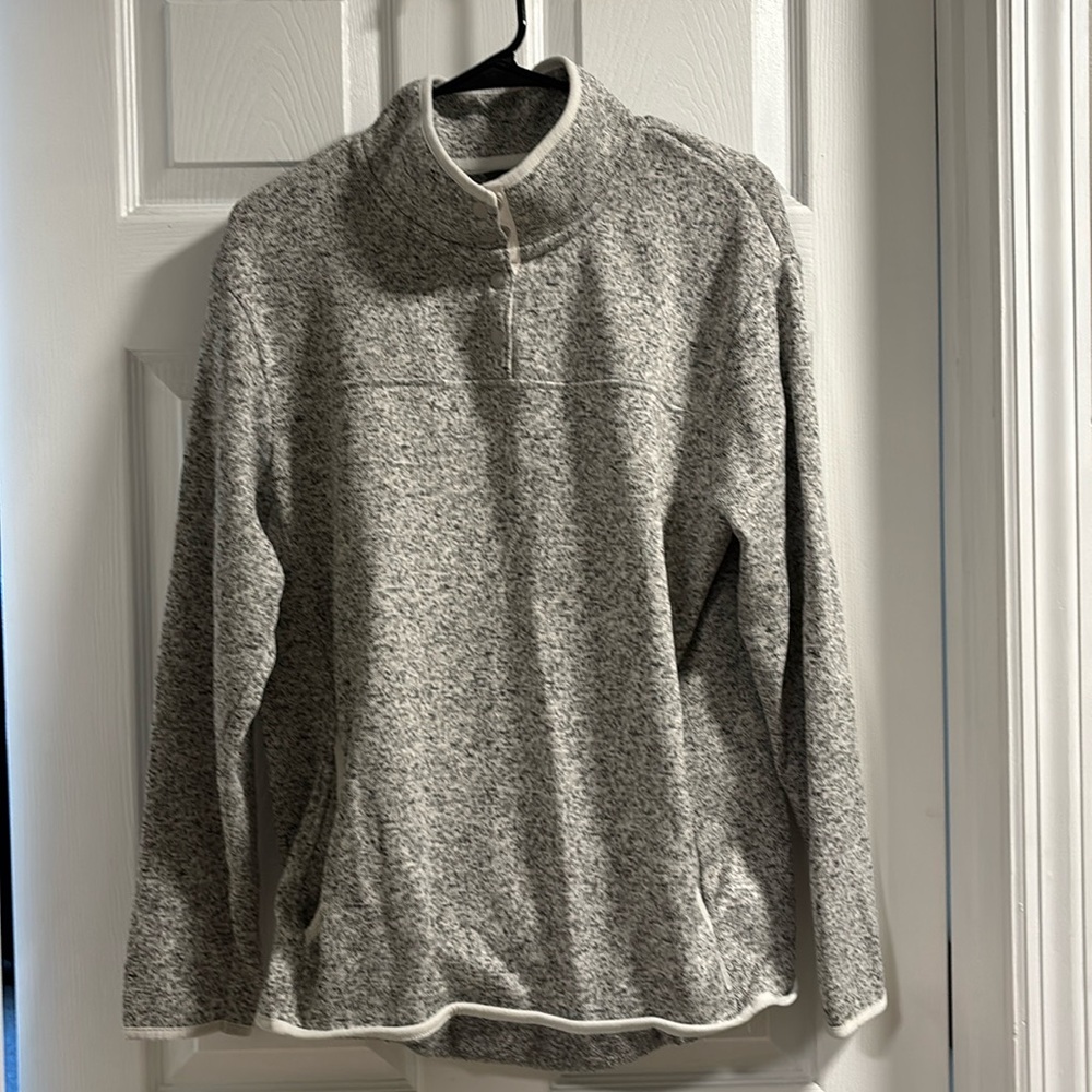 Eddie Bauer Sweatshirt